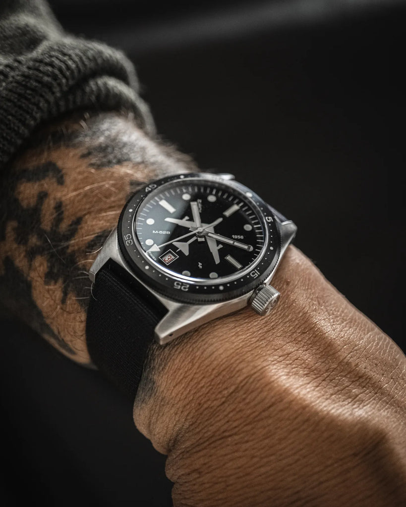 https://thecalibratedwrist.com/2024/05/31/ollech-wajs-m-52b/