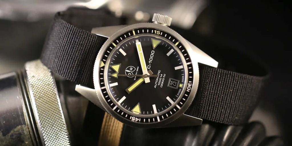 https://diveintowatches.com/2020/02/25/ollech-wajs-c-1000-hands-on